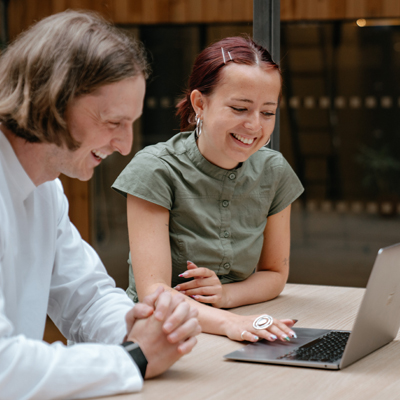 2 members of PowerPoint design team